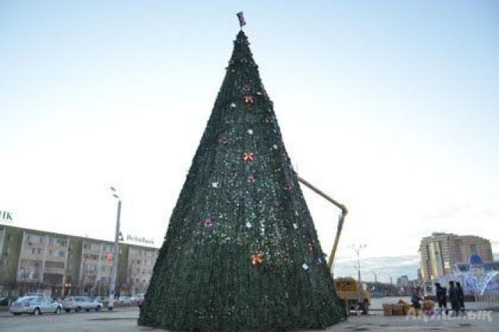 Жаңа жылдық шыршалар: цифрлар не дейді 