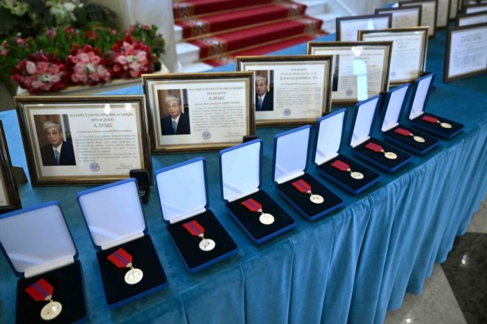 Тоқаев күштік құрылым қызметкерлерін марапаттады