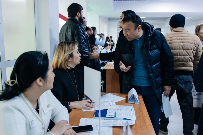 Бос жұмыс орындары жәрмеңкесінде атыраулықтарға қандай жұмыстар​ ұсынылды