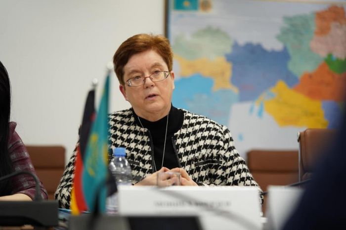 Оқу-ағарту министрі Германия елшісімен кездесті