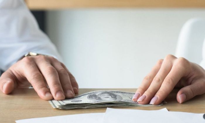 Атыраулық Антикор жемқорлық туралы хабарлағаны үшін сыйақы төлеуге дайын