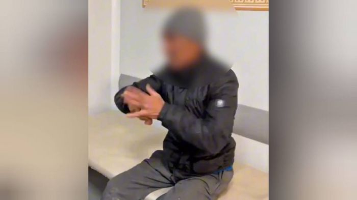 Абай облысында ер адам полицейлерді қорлағаны үшін жауапқа тартылды  