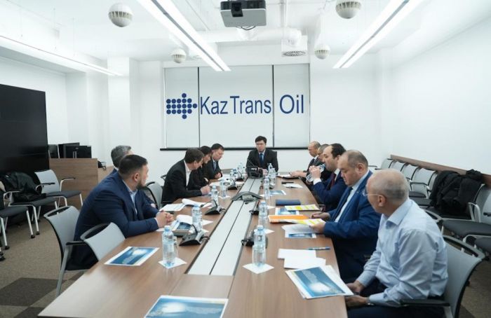 Мұнай тасымалдау тарифтерін талқылау: «ҚазТрансОйл» тыңдау өткізді