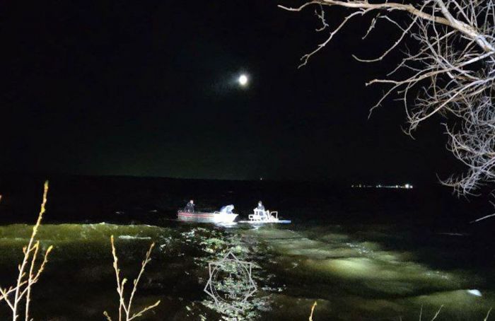 Бурабайда катамаранмен серуендейміз деп, балалар жазым бола жаздады