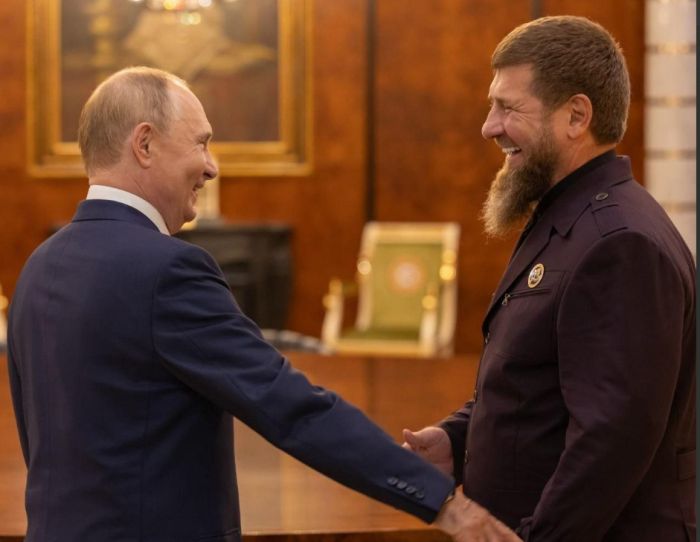«Бұйрықты орындаймын»: Кадыров Путиннің қауесеттерге жауап бергенін айтты