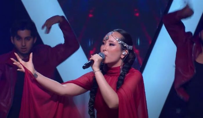 Атыраулық әнші Санат Асуат «Голос Азербайджана» шоуының жартылай финалына өтті