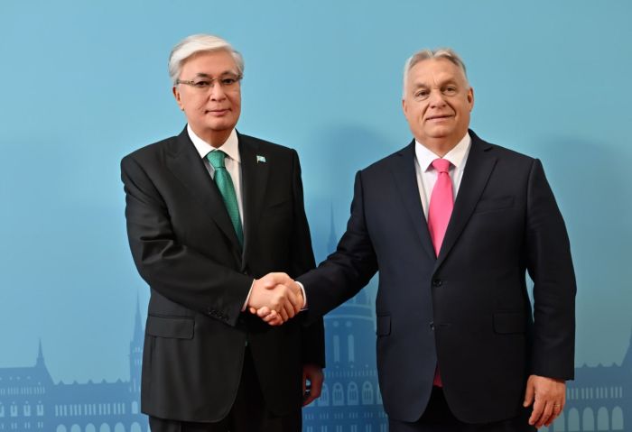 Тоқаев Түркі саммитіне Будапештке келді