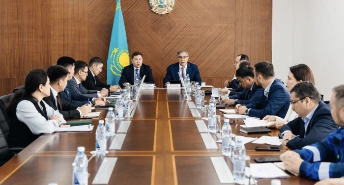 Атырауда еңбекпен қамту көрсеткіші талқыланды