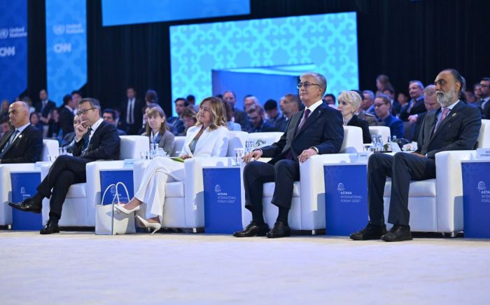 Қасым-Жомарт Тоқаев пен Джорджа Мелони Астана халықаралық форумының арнайы сессиясына қатысты