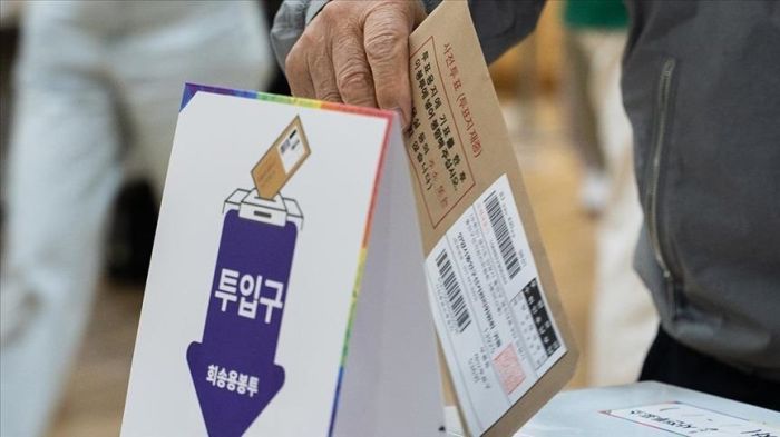 Оңтүстік Корея жаңа президентін сайлап жатыр