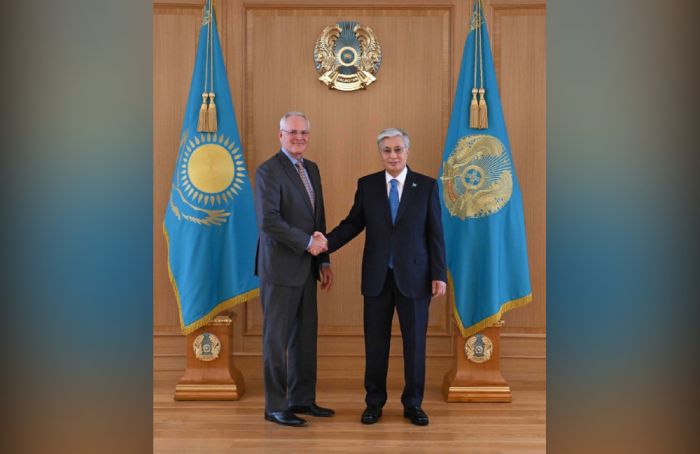 Президент ExxonMobil басшысымен кездесті