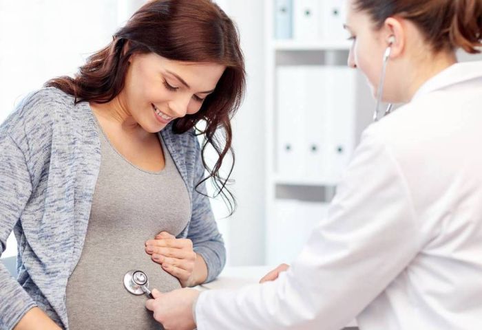 Қазақстанда әйелдер консультациялары қайта жұмыс істей бастайды