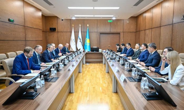 ҚМГ мен Eni басшылары бірлескен жобаларды іске асыру барысын талқылады