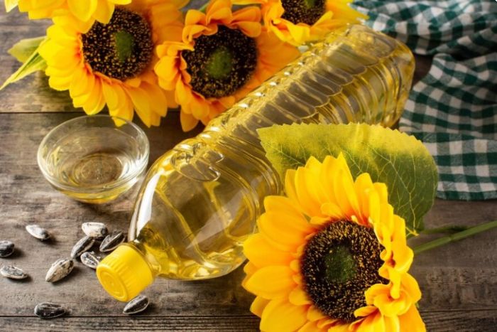 Қазақстандық кәсіпорын Қытайға күнбағыс майын экспорттайды