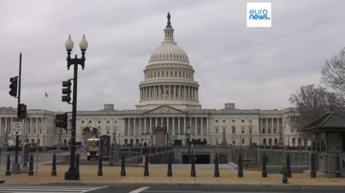 АҚШ Жоғарғы соты Трамптың азаматтықты шектеу жарлығын қолдады