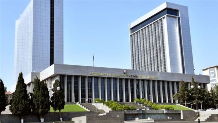 Әзірбайжан Ресейдегі этникалық қысымдарға байланысты іс-шаралар мен сапарын тоқтатты