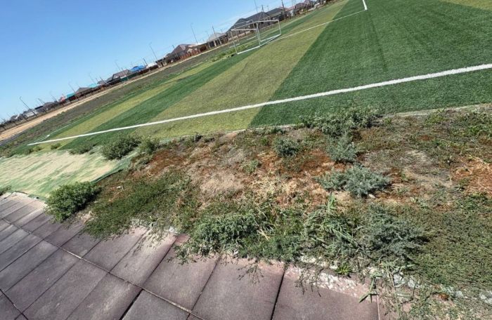 Томарлыдағы стадион апатты жағдайда