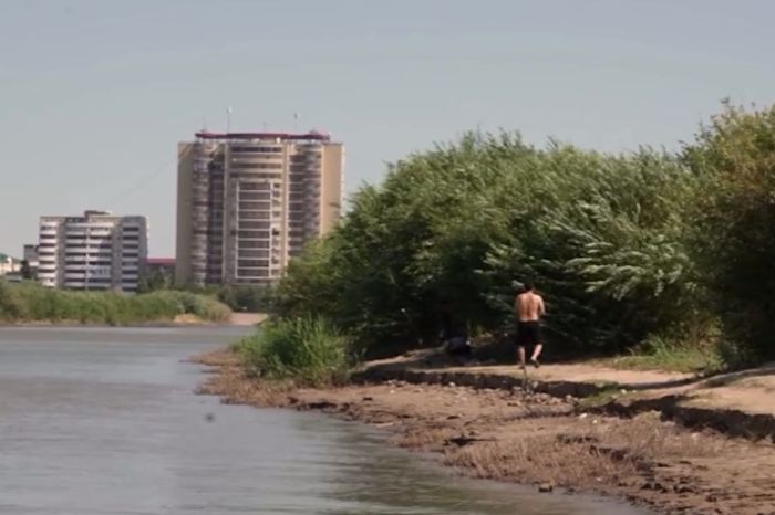 ​Тыйым салынған жерлерде шомылғаны үшін 44 адам жазаланды