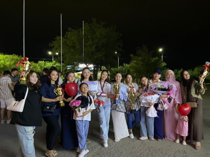 Атыраулық жеткіншектер халықаралық сахнаны бағындырды