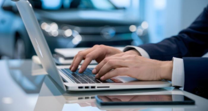 Жұмыссыздар мен мүмкіндігі шектеулі азаматтар атына автонесиелер рәсімдеген қылмыстық топ әшкереленді