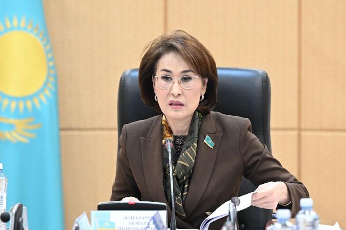 ​Денсаулық сақтау министрі Қазақстанда медицина қызметкерлерін соққыға жығуға қатысты үндеу жасады