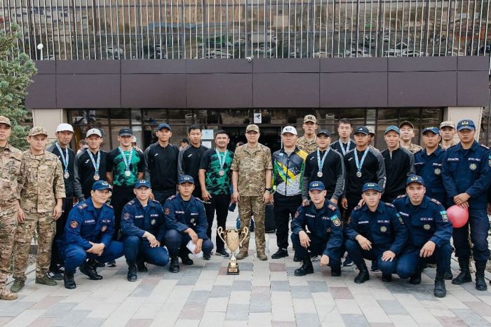​Атыраулық өрт сөндіруші шабуыл сатысымен көтерілуден ​алғашқы спорт шебері болды