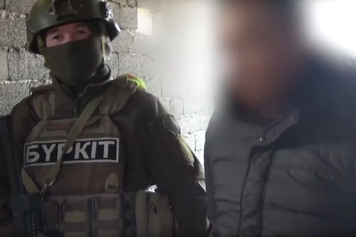 Түркістанда мұнай өнімдерін заңсыз тасымалдаған топ құрықталды