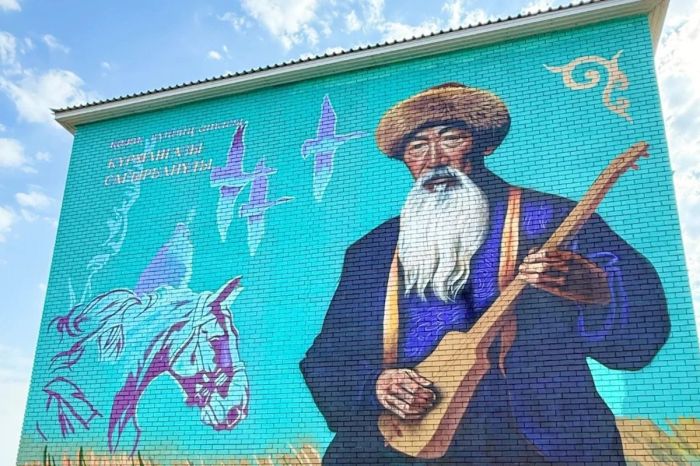 Атырау облысында жаңа мурал ауылға көрік берді