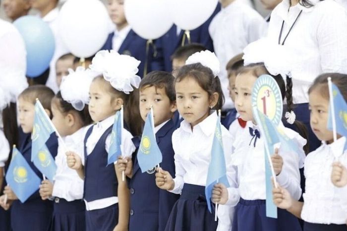 ​1 немесе 2 қыркүйек пе? Министр мектепте алғашқы қоңырау қашан соғылатынын айтты