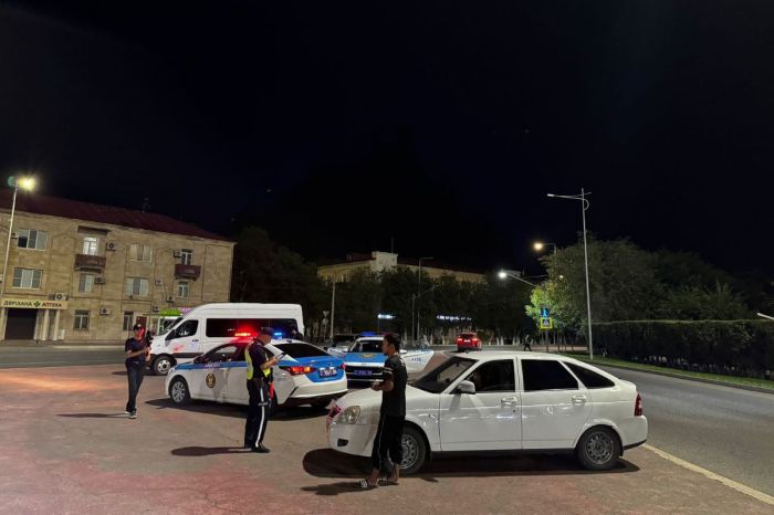 Көлік жарығы — жолдағы қауіп: Атыраудағы түнгі рейд