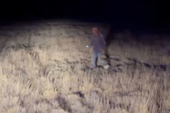 Атырау облысында құтқарушылар түнде адасып кеткен малшыны тауып алды
