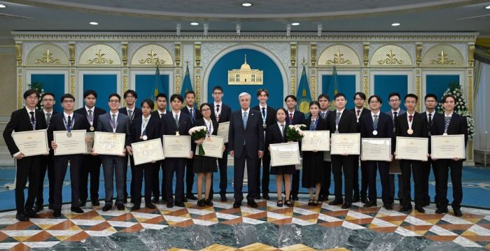 ​ Тоқаев халықаралық олимпиада жеңімпаздарын марапаттады​