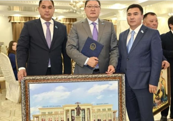 Жол мәселесі шешілмеген Атырау облысы басқа аймақтарға жомарттық танытты