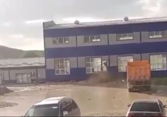 ​Жетісу облысында ГЭС-ті су басты, адамға және экологияға қауіп жоқ