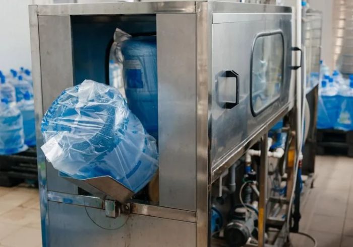 ​Made in Atyrau: Индерде шығарылған ауыз су ауданды қамтып отыр