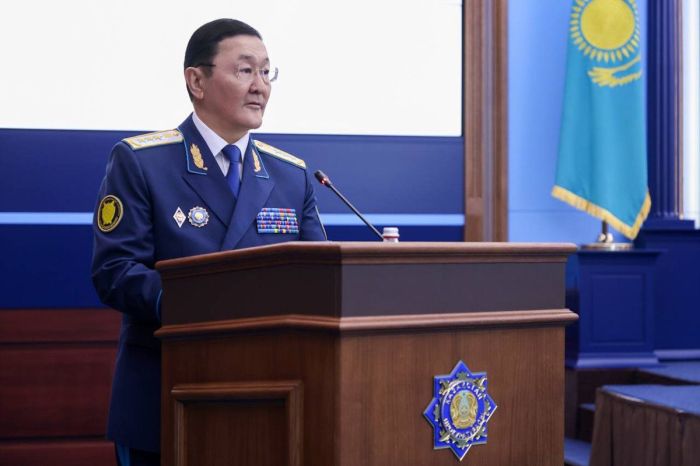 ​"Ақша ізіне түсу": Қазақстанда есірткі бизнесінің миллиардтарды құраған схемасы ашылды