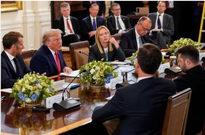 Bloomberg: Еуропаның 10 елі Украинаға әскер жіберуге келісті