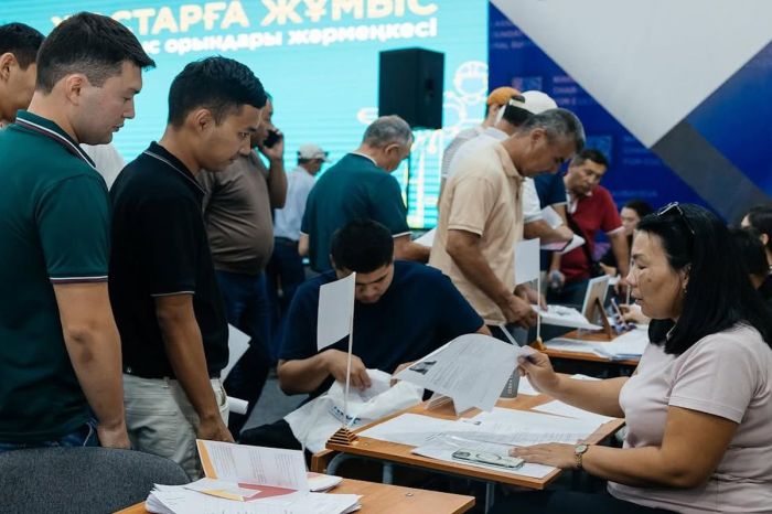 Мұнай-газ компаниялары ​Атырау тұрғындарына 500-ге жуық бос жұмыс орнын ұсынды