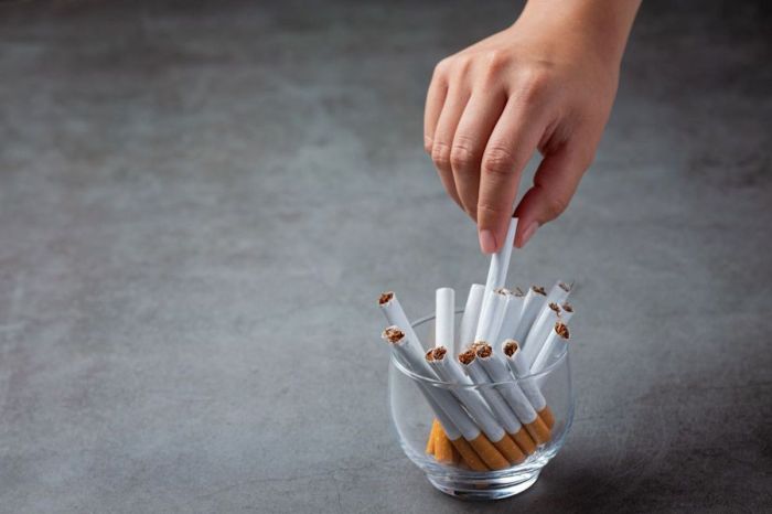 Атырауда 20 мыңға жуық заңсыз темекі тәркіленді