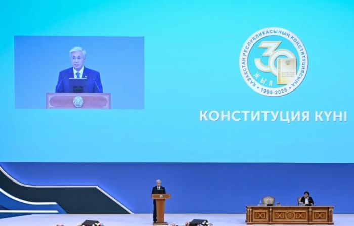 ​«Біз бір дәуірде өмір сүреміз, елдің болашағына бірге жауаптымыз» - Тоқаев