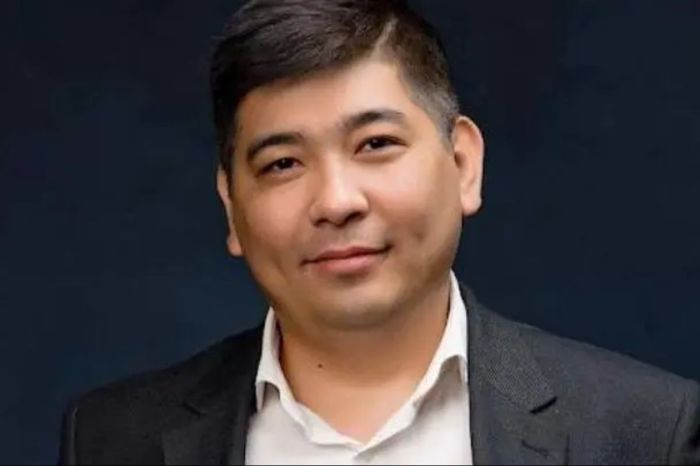 ​Олжас Нуралдинов ант қабылдап, "Ақ жол" партиясынан Мәжілісте орын алды