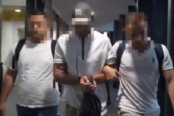 Ірі көлемдегі алаяқтық бойынша күдікті Түркиядан қайтарылды