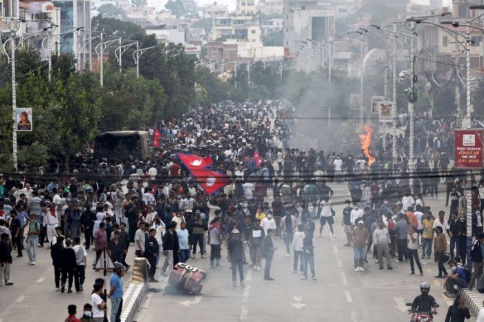 ​Непалдағы тәртіпсіздіктерден қаза тапқандар саны 25-ке жетті