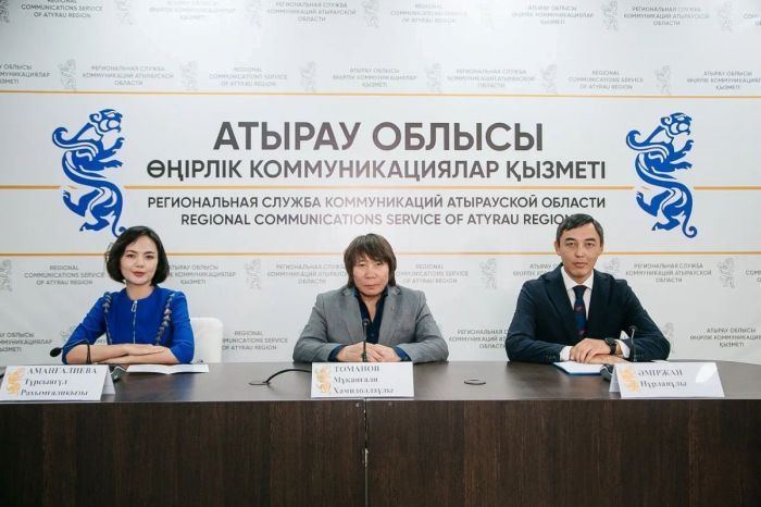 «Тақиялы періште» қойылымы Атырау Жастар театрының жаңа маусымын ашады