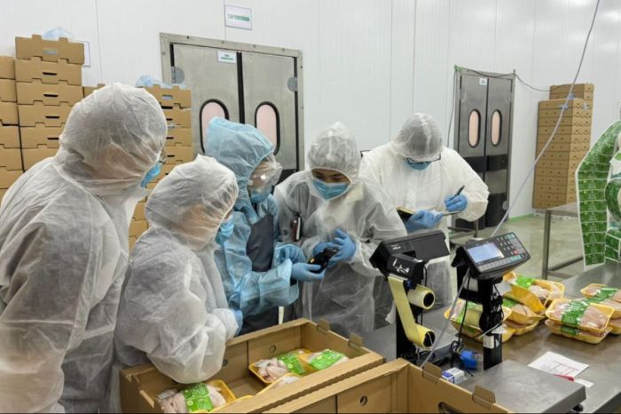 ҚХР делегациясы Қазақстанның ет және құс кәсіпорындарын тексерді