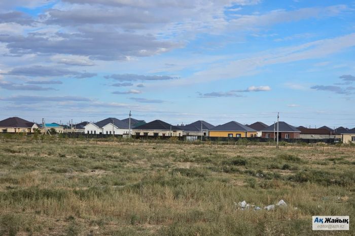 Құлсарыдағы Атырау ықшамауданында жеті жылдан бері жол мен жарық жоқ