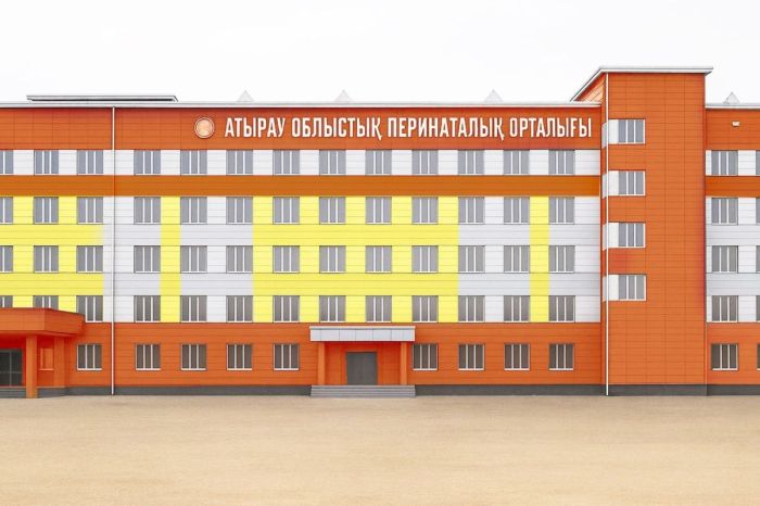 Атыраудағы перзентхана ғимараты мердігердің есебінен қайта боялып жатыр