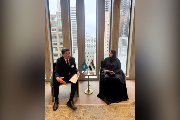 Біріккен Араб Әмірліктерінің Климат және қоршаған орта министрімен екіжақты кездесу