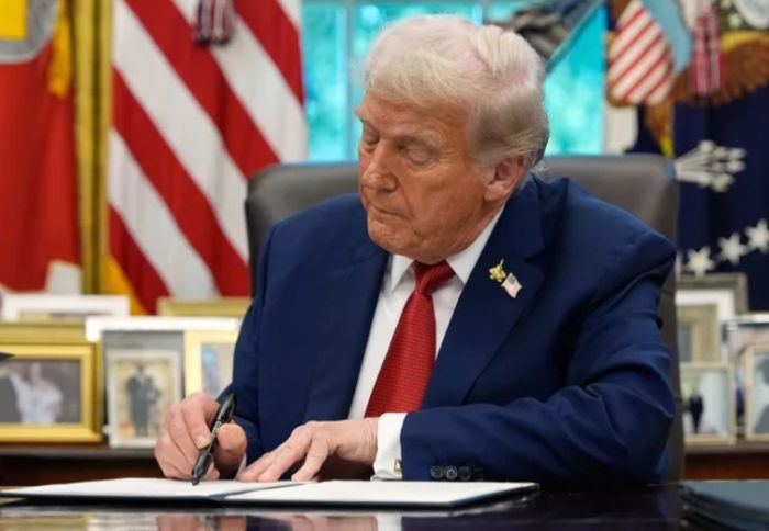 Трамп Вашингтонда өлім жазасын қайта енгізу туралы меморандумға қол қойды