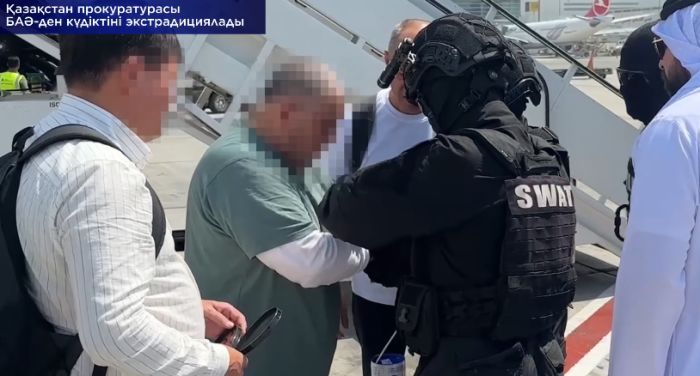 ​Мұнай өнімдерінің заңсыз айналымы үшін күдікті Біріккен Араб Әмірліктерінен экстрадицияланды  